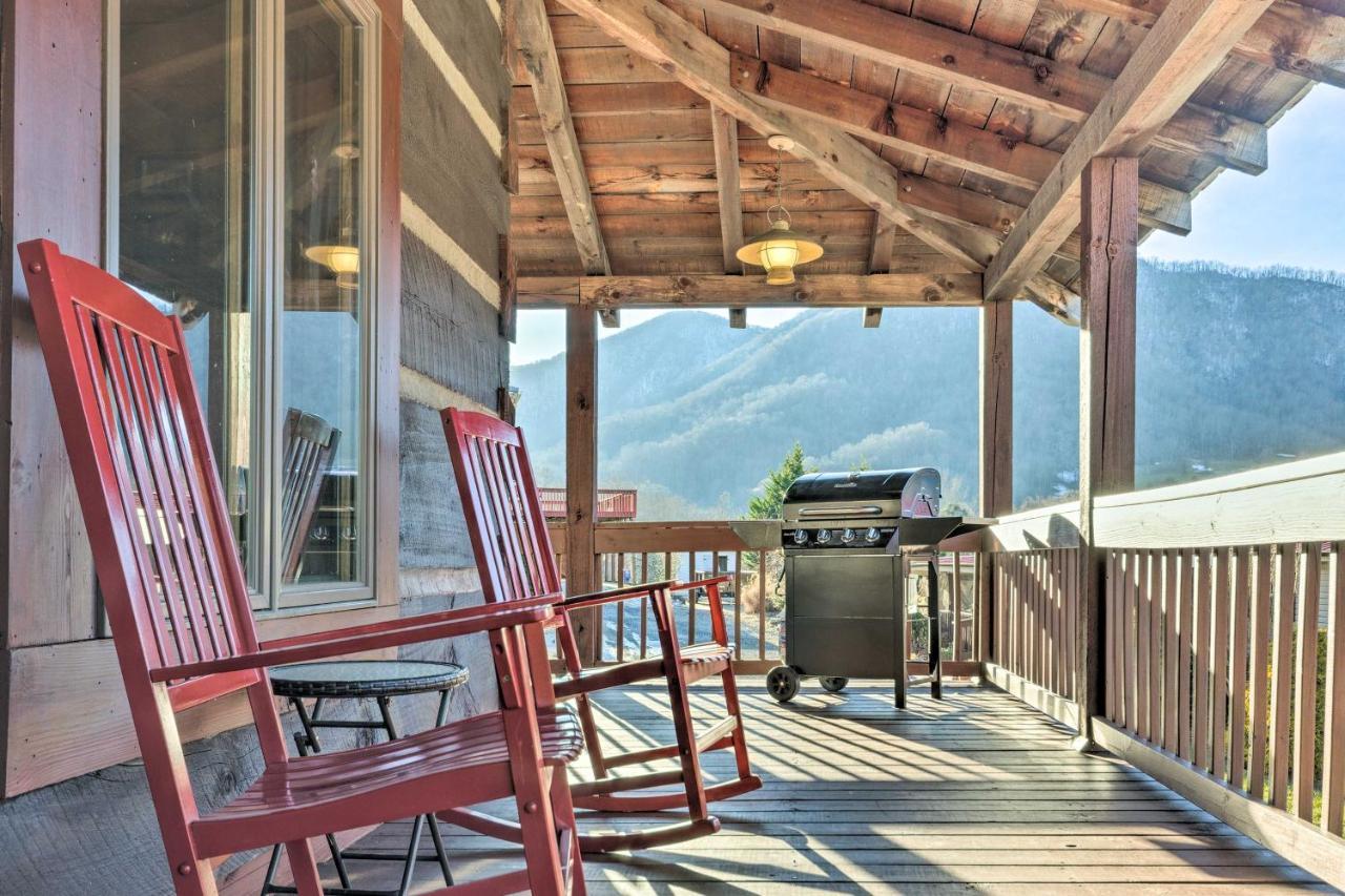 Вилла The Cabin At Marys Place With Deck And Mtn Views! Мегги-Вэлли Экстерьер фото